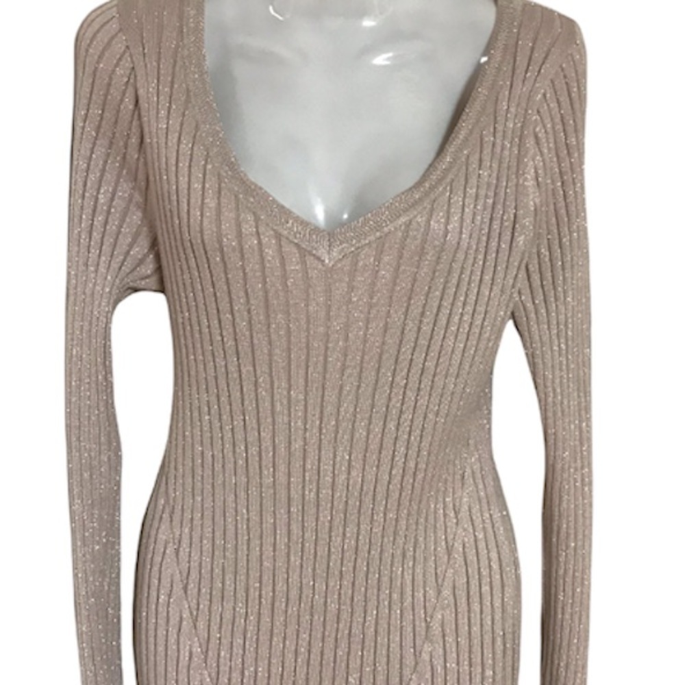 White House Black Market sweater v neck pink